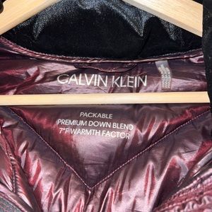 Calvin Klein Light Fall/Winter coat. 1 and half years old. Only worn 4 times.
